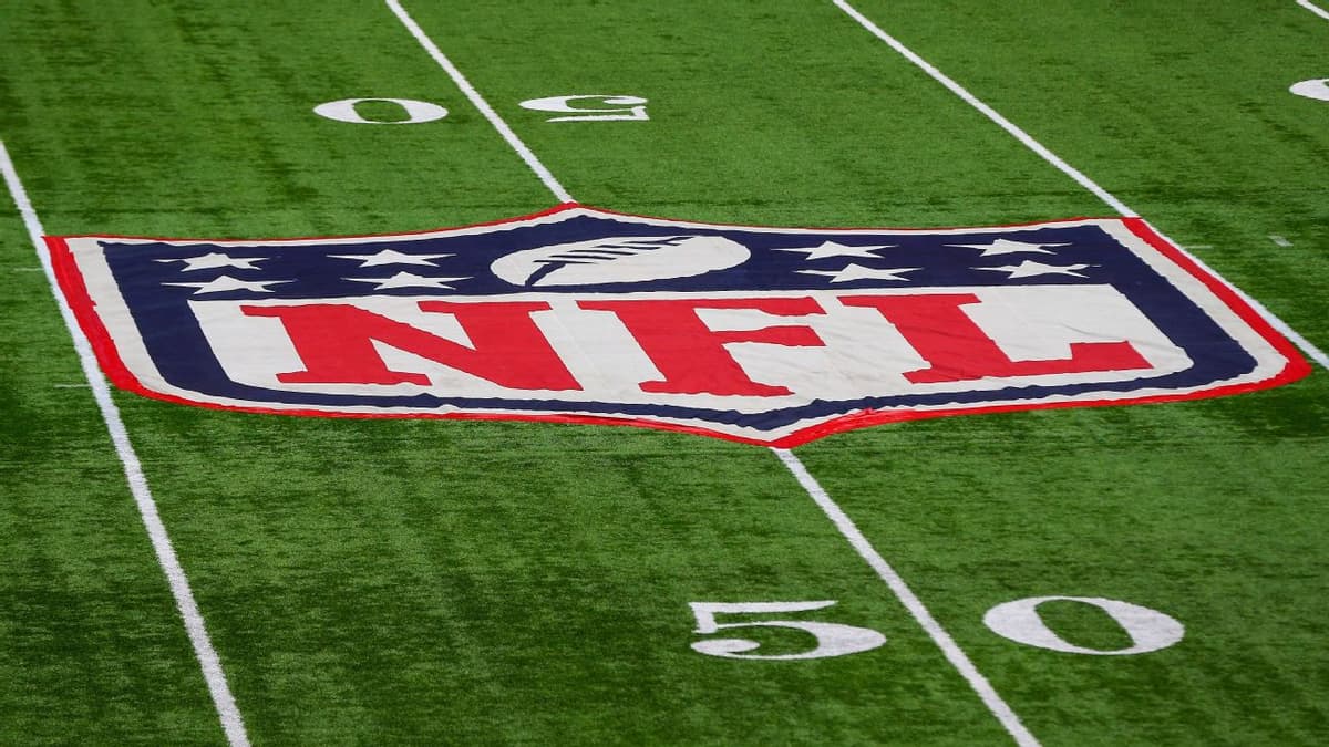 NFL Prepares Contingency Plan: League Seeks Replacement Officials Amid CBA Standoff