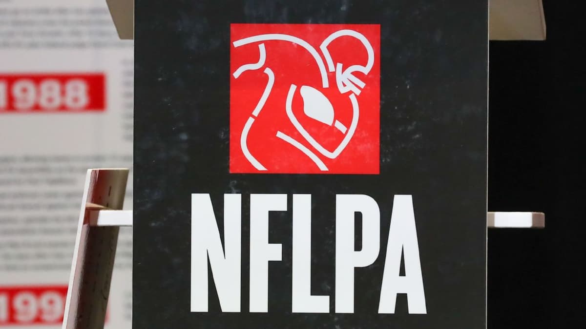 NFLPA Narrows Search for New Executive Director with David White and JC Tretter Among Finalists