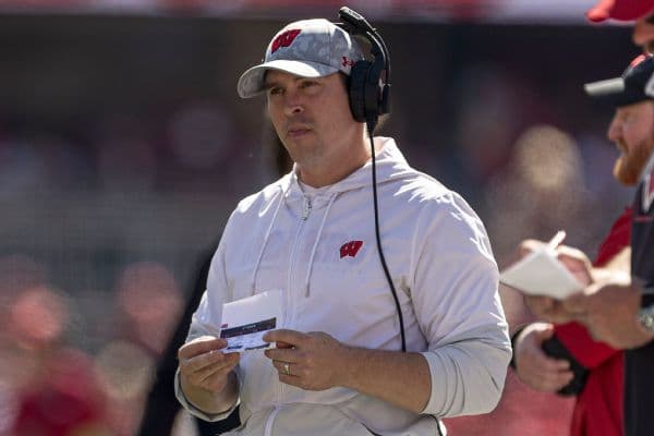 Buffalo Bills Hire Jim Leonhard as New Defensive Coordinator