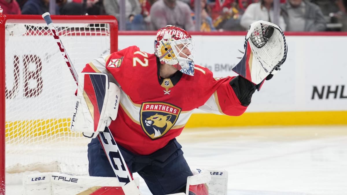 Florida Panthers Retain Sergei Bobrovsky at Trade Deadline, Shift Focus to Contract Extension