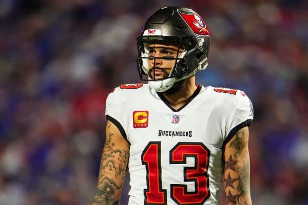 Bucs Brass Acknowledge Mike Evans Has Earned the Right to Test Free Agency