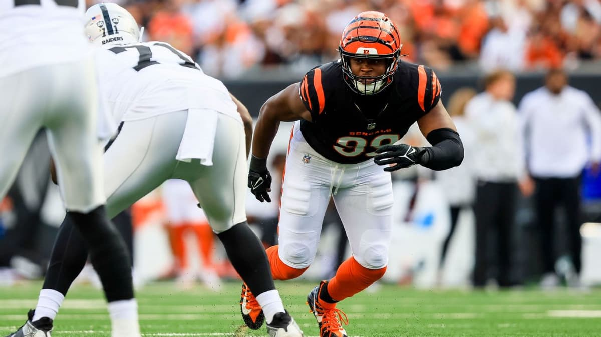 Cincinnati Bengals Decline Fifth-Year Option for Defensive End Myles Murphy