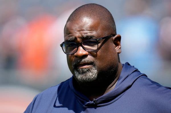 Patriots Move Terrell Williams to High-Ranking Role, Opening Defensive Coordinator Position