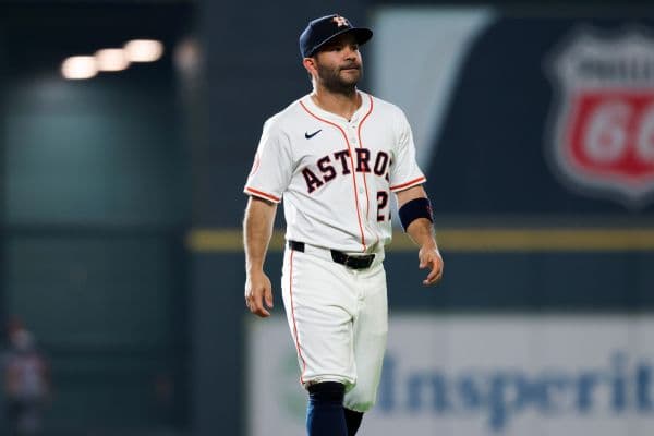 Jose Altuve Scheduled for MRI Following Early Exit in Astros Victory