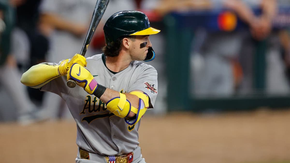 Athletics All-Star Shortstop Jacob Wilson Suffers Shoulder Injury in Diving Effort