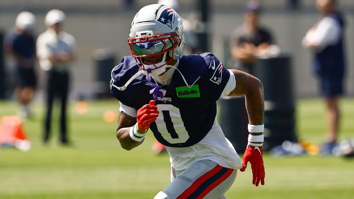 Christian Gonzalez Reports to Patriots Mandatory Minicamp as Extension Talks Loom