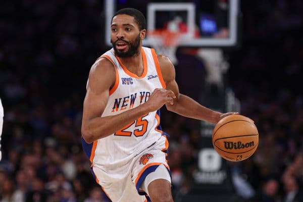 Mikal Bridges Extends Historic Consecutive Games Played Streak to 638 in Knicks' 2025-26 Finale