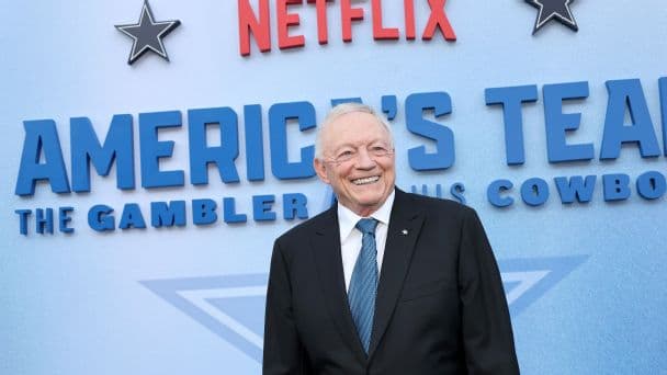 NFL Team Owners: A Comprehensive Guide to Who Runs Every Franchise