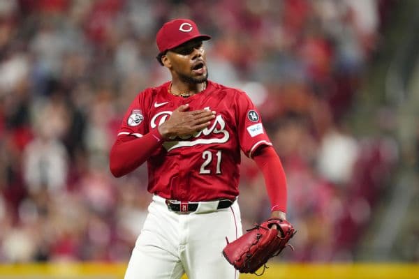 Reds Ace Hunter Greene Hits Major Milestone with First Side Session Since Surgery