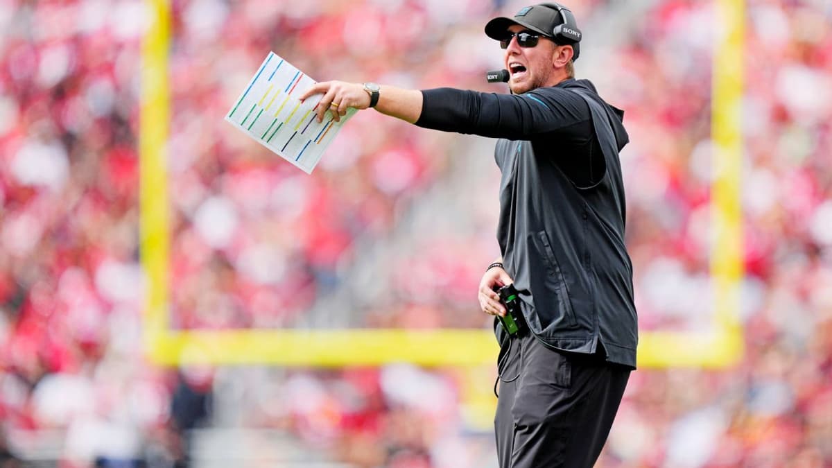 Liam Coen and Robert Saleh Put Sign-Stealing Controversy to Rest Ahead of AFC South Clash