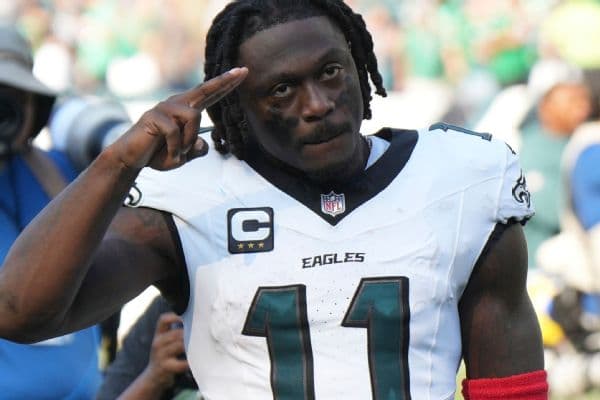 Nick Sirianni Offers No Guarantee for A.J. Brown’s Return to Eagles in 2026