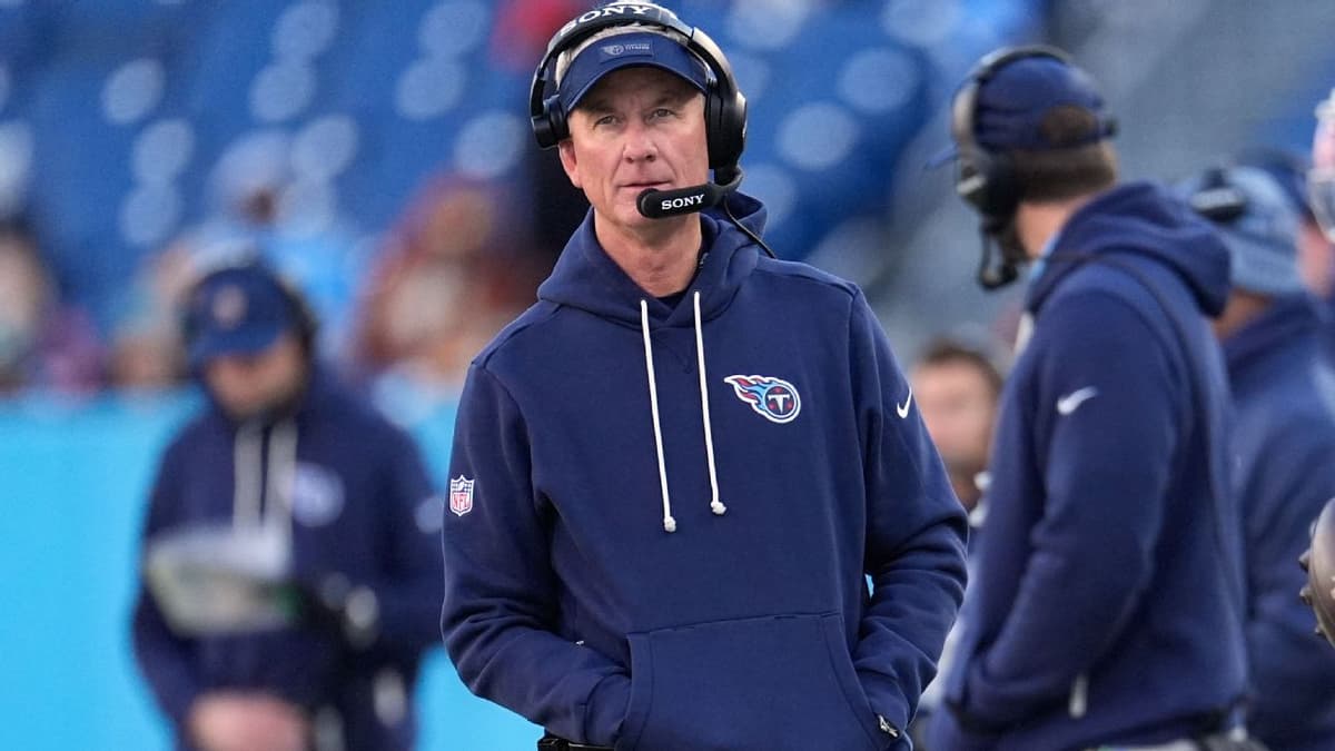 Las Vegas Raiders Hire Mike McCoy as Assistant Head Coach Under Klint Kubiak