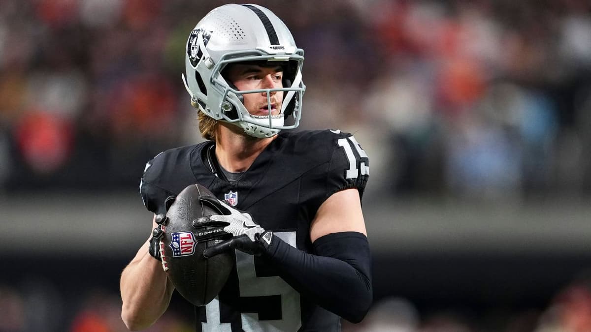 Carolina Panthers Sign QB Kenny Pickett to One-Year, $7.5 Million Deal