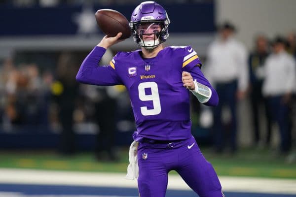 Minnesota Vikings Exploring All QB Options for 2026 Season, VP Rob Brzezinski Says