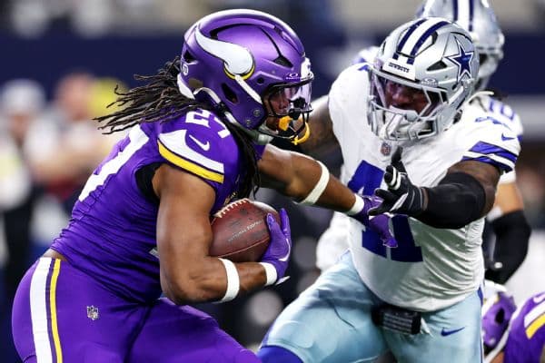 Cowboys Pass Rusher Donovan Ezeiruaku Undergoes Hip Surgery: Recovery Timeline for 2026 Season