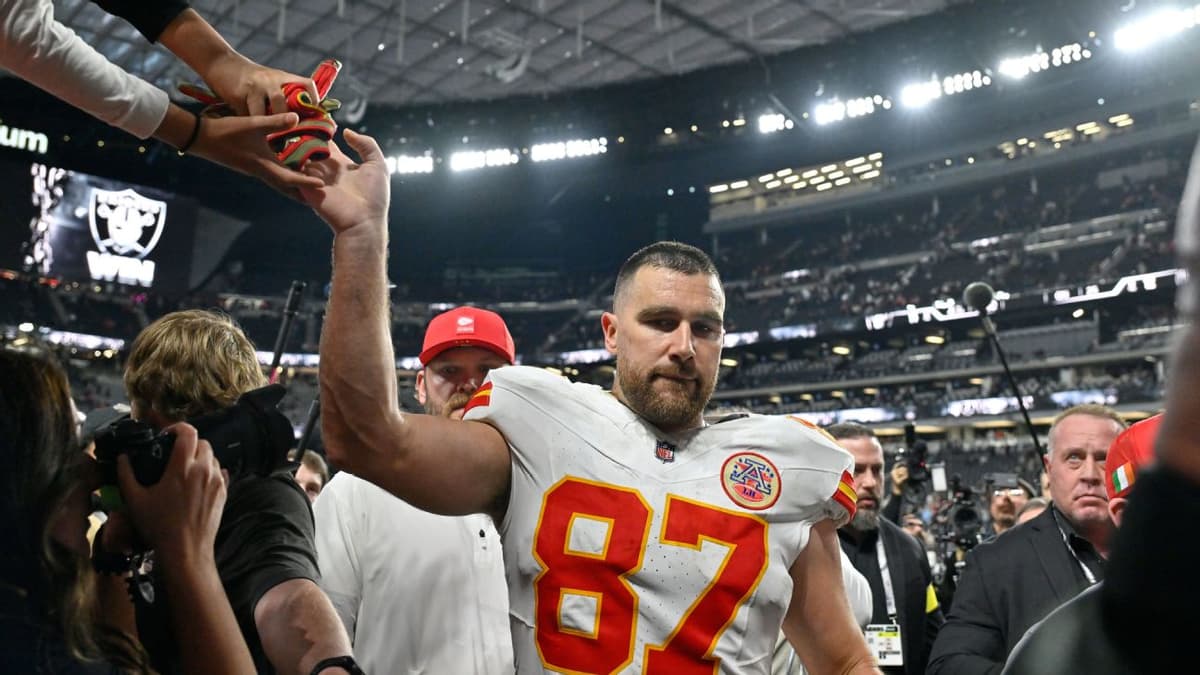 Travis Kelce Returning to Chiefs for 14th Season: Star Tight End Commits to Kansas City