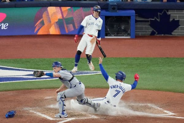 Isiah Kiner-Falefa Explains Controversial Base-Running Decision in World Series Game 7