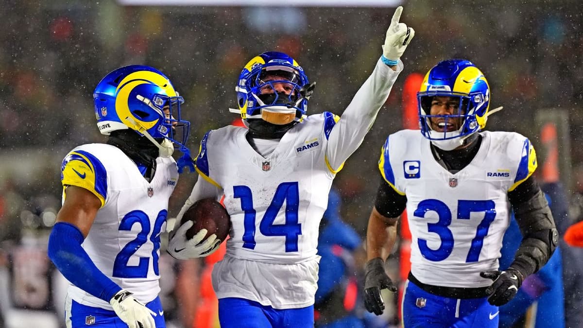 Dallas Cowboys Bolster Secondary with CB Cobie Durant on One-Year Deal