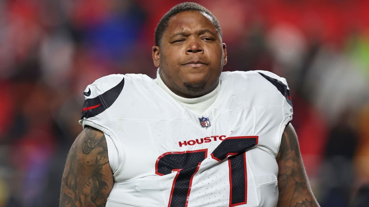 Houston Texans Re-Sign Trent Brown to One-Year Contract Extension