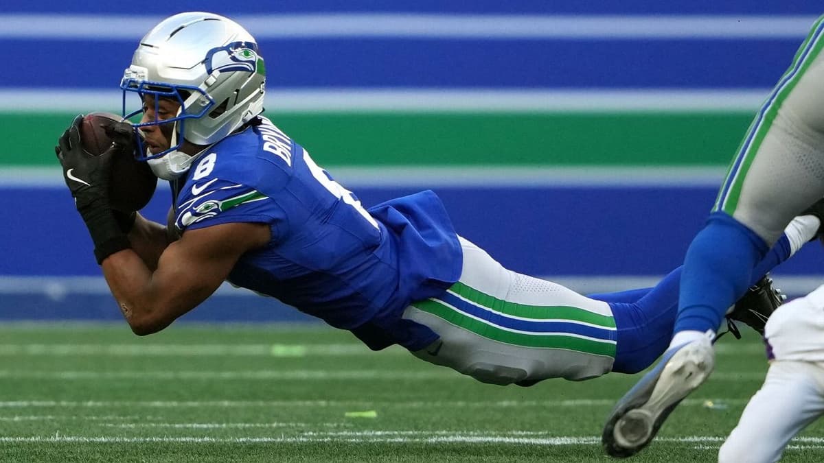 Chicago Bears Sign Coby Bryant to 3-Year, $40 Million Deal