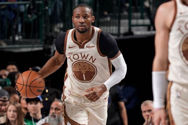 Warriors’ Jonathan Kuminga Sidelined by Ankle and Knee Injuries in Matchup Against Mavericks