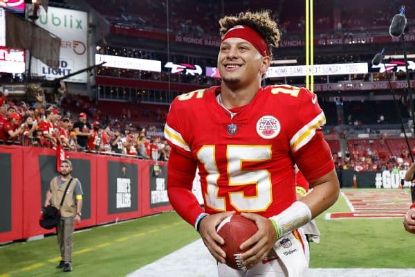 Patrick Mahomes Injury Update: Chiefs QB on Track for First Round of OTAs