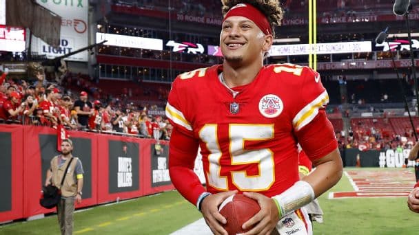7 NFL Legends Who Won League MVP and Super Bowl MVP in the Same Season