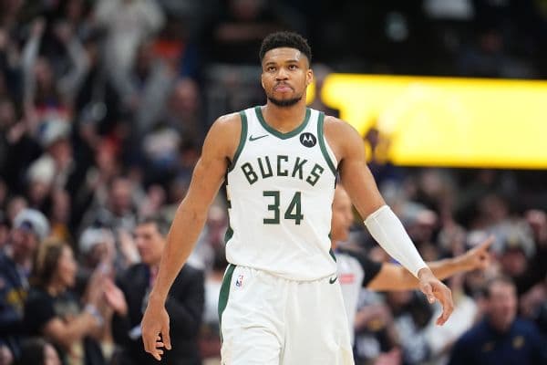 Bucks Stand Firm: Giannis Antetokounmpo to Remain in Milwaukee Through Trade Deadline