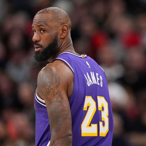 LeBron James Injury Update: Lakers Star Misses Third Straight Game Against Timberwolves
