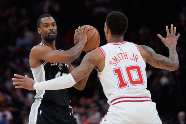 Spurs' Harrison Barnes Misses First Game Since 2021 Ending 364-Game Streak