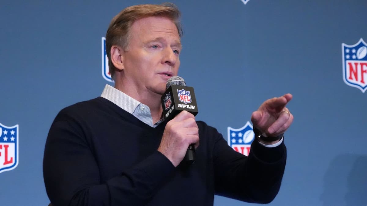 Roger Goodell Backs Bill Belichick Hall of Fame Candidacy, Defines League's Role