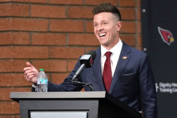 Mike LaFleur to Call Offensive Plays for Cardinals as Kyler Murray Decision Looms