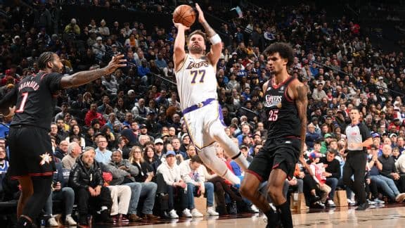 NBA Fantasy Basketball Tips: Best DFS Picks and Betting Odds for Thursday's Slate