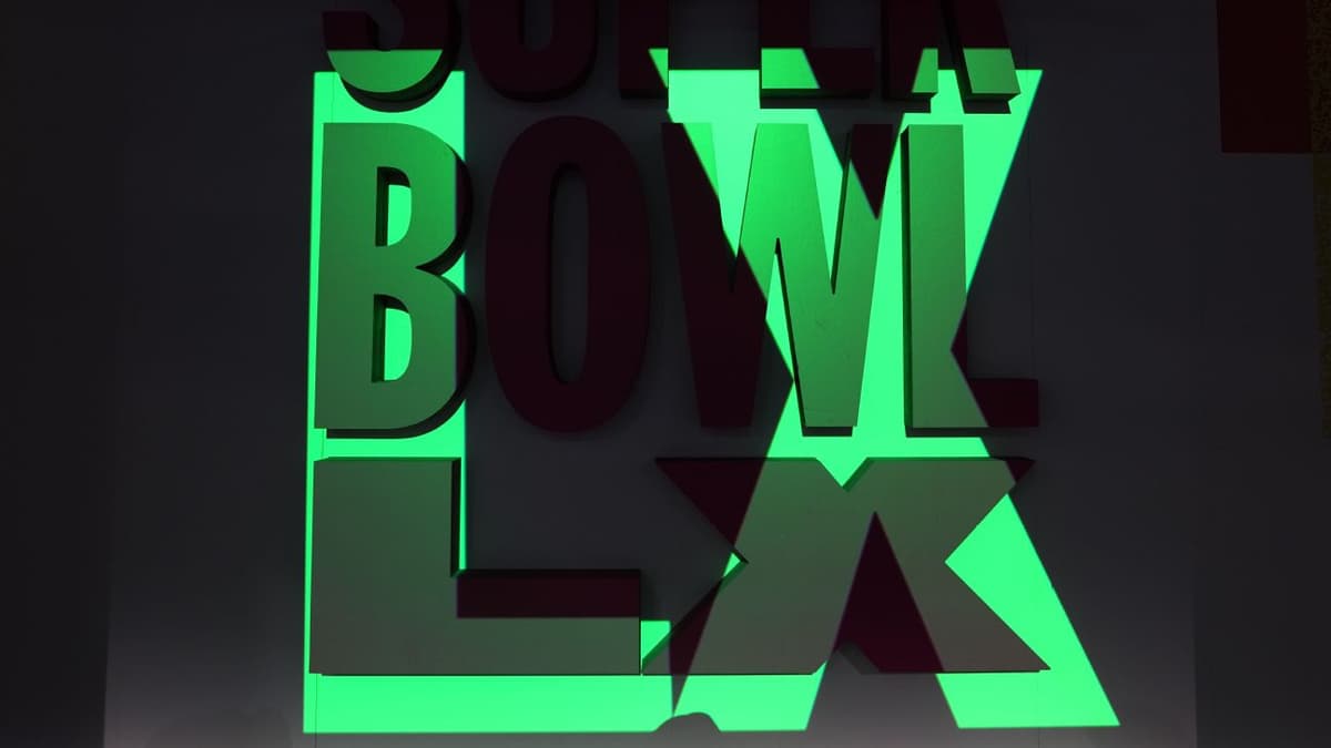 Sportsbooks Root for Low-Scoring Super Bowl LX Amid Massive Prop Bet Volume