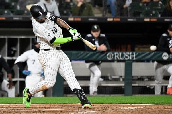 Blue Jays Acquire Lenyn Sosa from White Sox Following George Springer Injury
