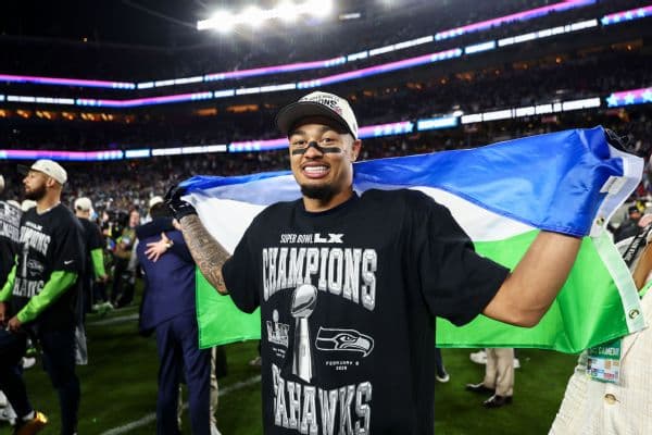 Jaxon Smith-Njigba Seeks Record-Breaking Contract After Offensive Player of the Year Honors