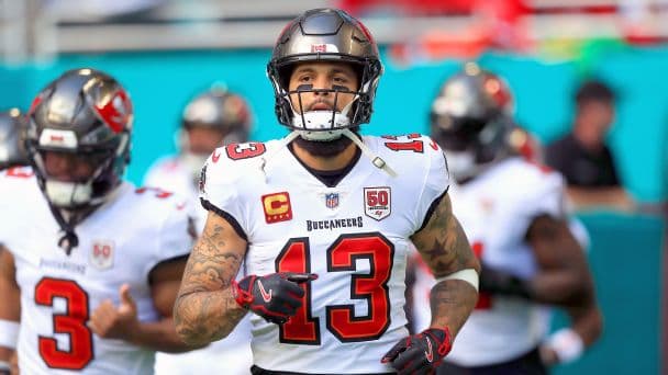 Mike Evans Leaves Tampa Bay Buccaneers: Reflecting on a Hall of Fame Legacy