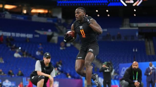 Tennessee Titans Eyeing Notre Dame Star Jeremiyah Love at No. 4 Overall