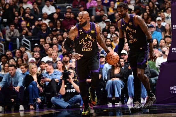 Lakers Downgrade LeBron James to Out Against Knicks Due to Elbow Injury