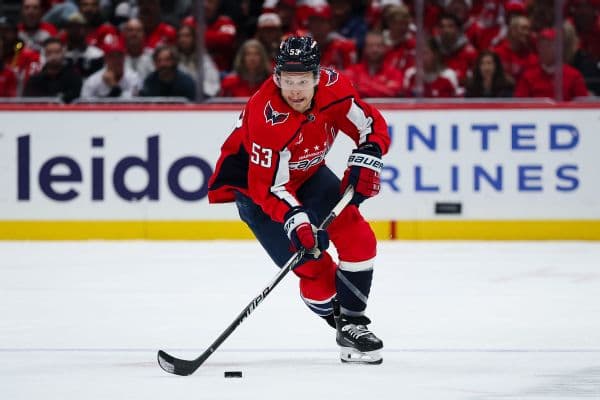 Washington Capitals Secure Ethen Frank with Two-Year, $4 Million Contract Extension