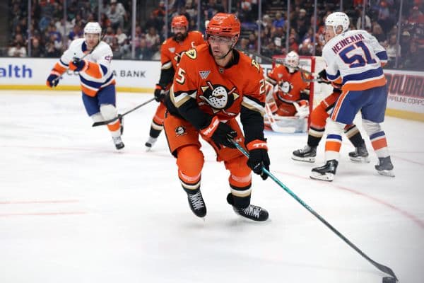 Anaheim Ducks Sign Ryan Poehling to Four-Year, $15 Million Contract Extension