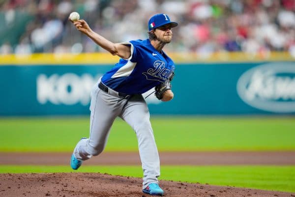 Aaron Nola to Start World Baseball Classic Semifinal for Team Italy Against Venezuela