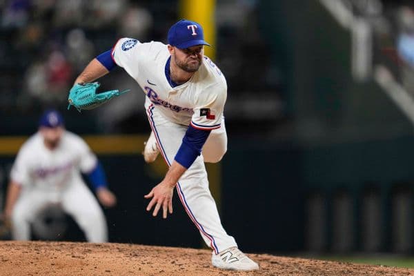 Boston Red Sox Sign Danny Coulombe to One-Year Contract to Bolster Bullpen