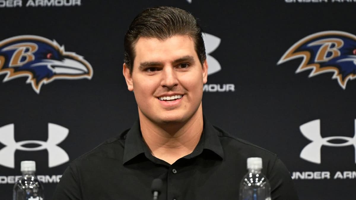 Baltimore Ravens Introduce Trey Hendrickson: Why Jesse Minter Calls Him the 'Defensive Closer'