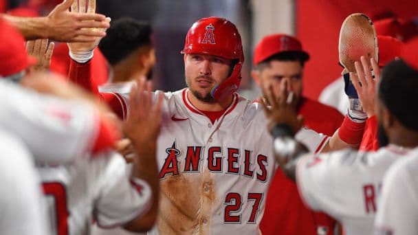 MLB Legends of Loyalty: Players with the Most Seasons on One Team