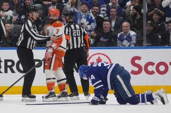 Auston Matthews Out for Season: Maple Leafs Captain Suffers Torn MCL