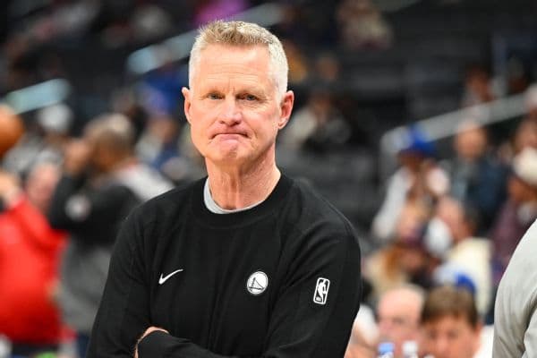 Steve Kerr and Golden State Warriors Brass Meet to Discuss Coaching Future