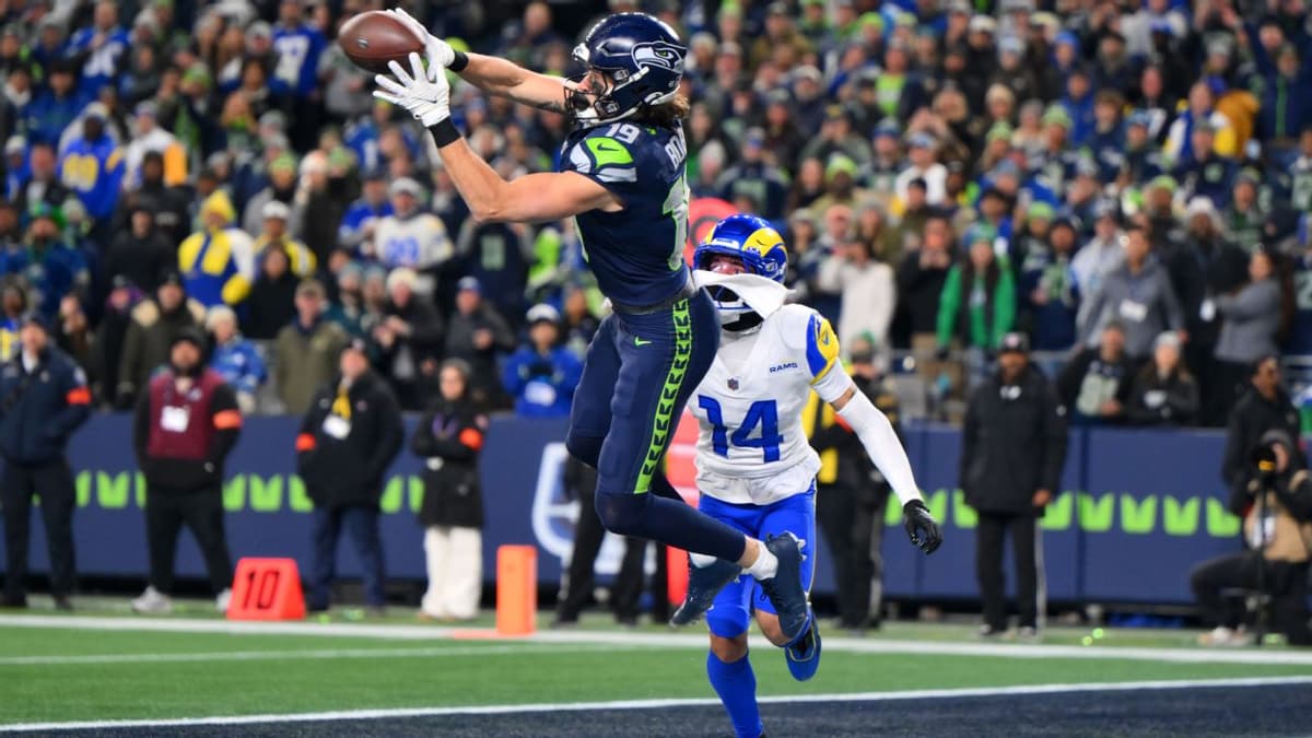 Seattle Seahawks Match Jaguars' Multiyear Offer Sheet for WR Jake Bobo