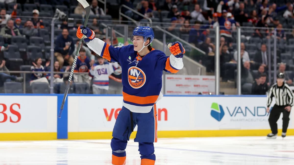 Islanders' Matthew Schaefer Makes History as Unanimous Calder Trophy Winner