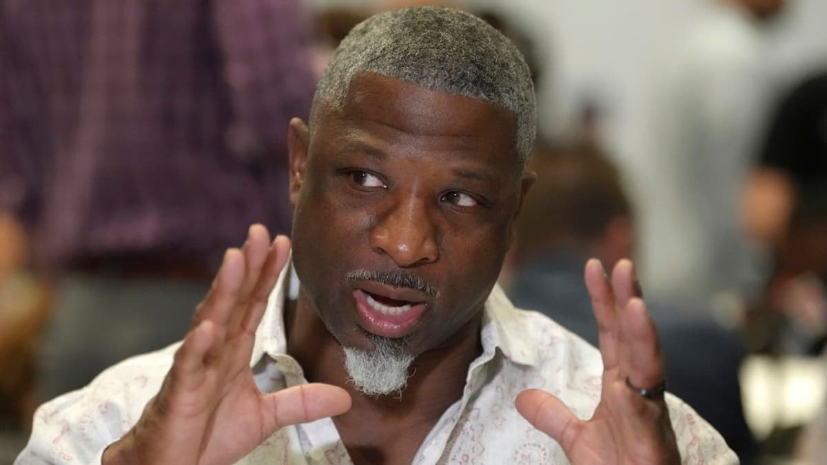 Aaron Glenn Declares Geno Smith Will Lead New York Jets to Promised Land